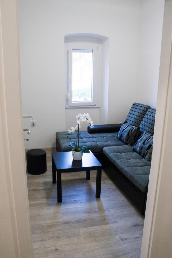 White Orchid Pula Apartment Ngoại thất bức ảnh