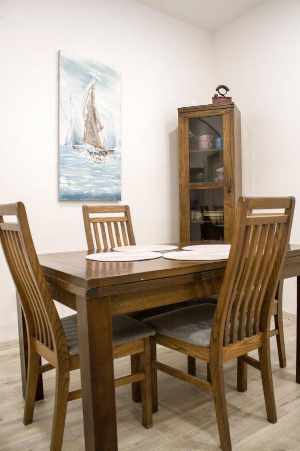 White Orchid Pula Apartment Ngoại thất bức ảnh