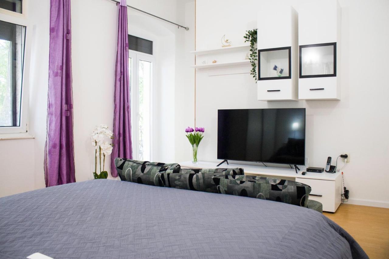 White Orchid Pula Apartment Ngoại thất bức ảnh